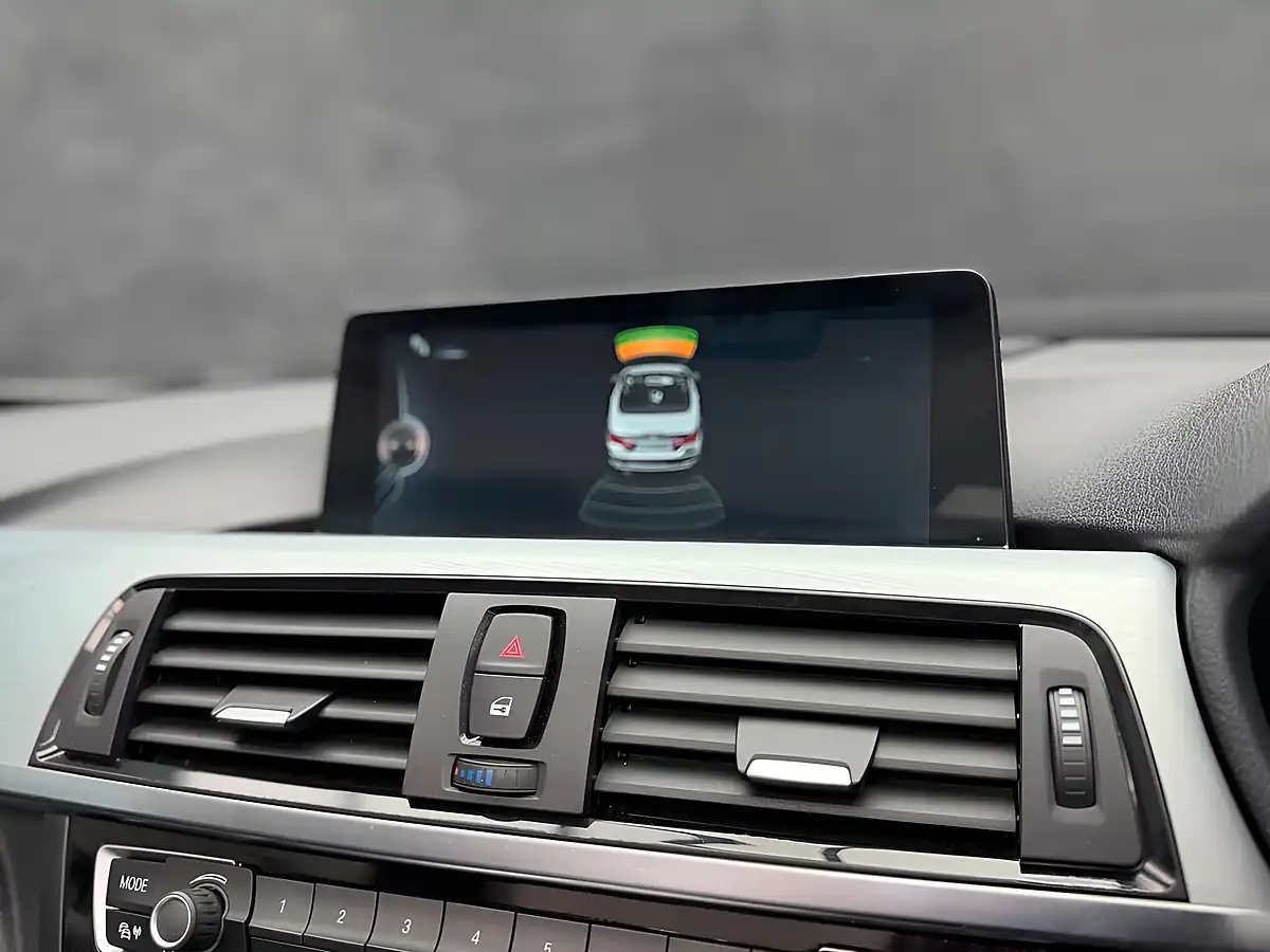 Used 2015 BMW 4 Series M Sport Black - Interior and Exterior details 19