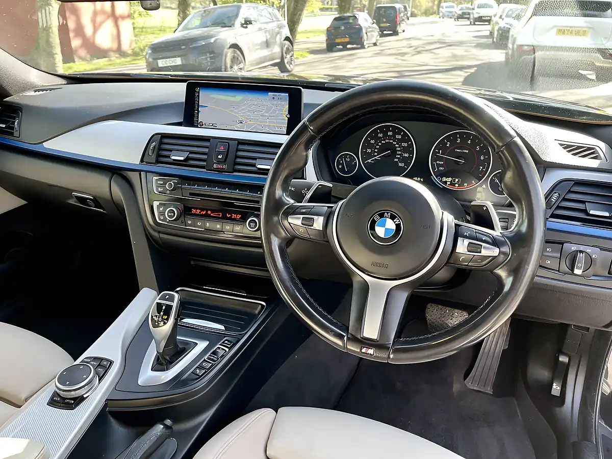 Used 2015 BMW 4 Series M Sport Black - Interior and Exterior details 9