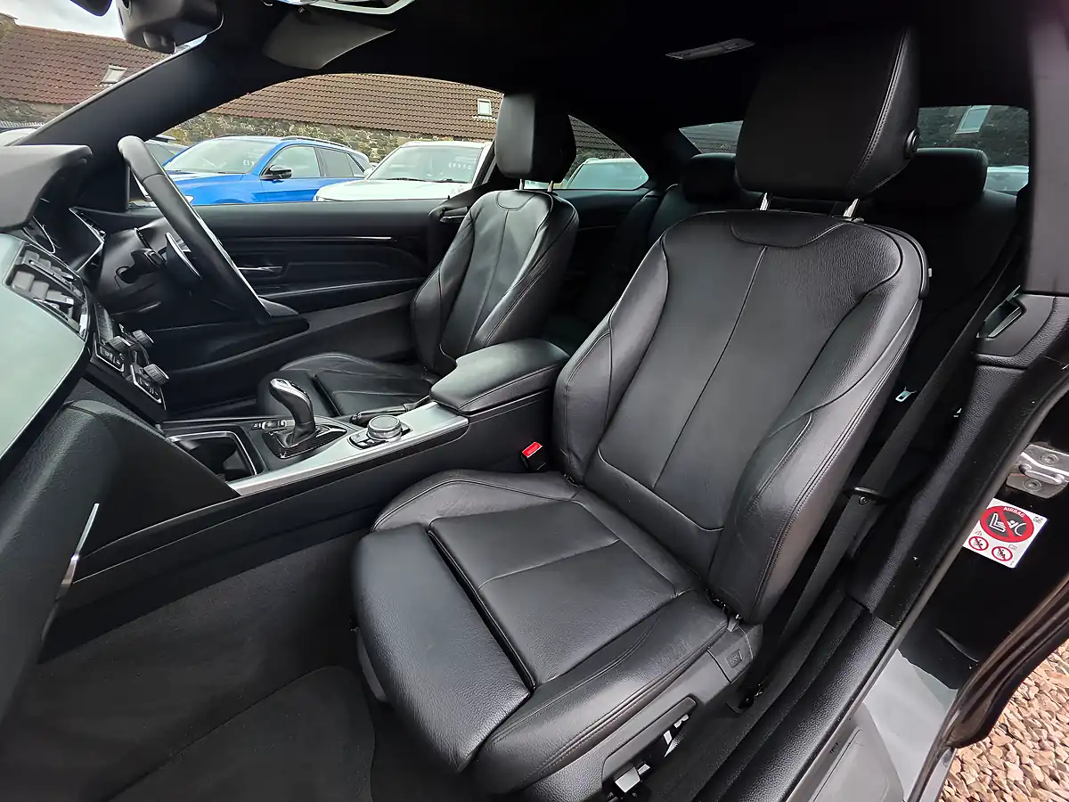 Used 2015 BMW 4 Series M Sport Black Sapphire Metallic - Interior and Exterior details 10