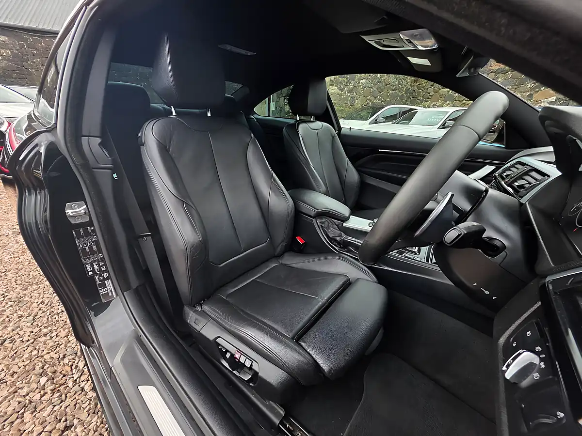 Used 2015 BMW 4 Series M Sport Black Sapphire Metallic - Interior and Exterior details 8
