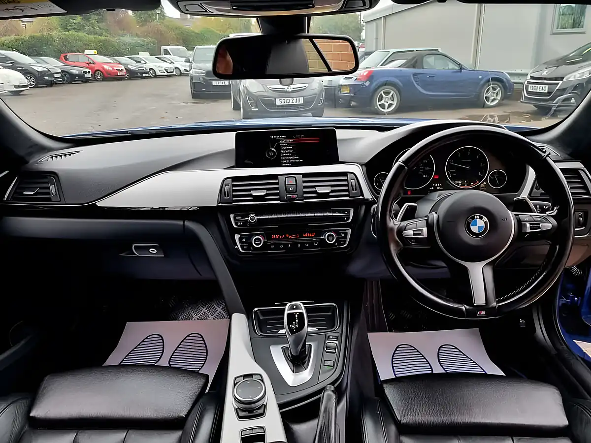 Used 2015 BMW 4 Series M Sport Blue - Interior and Exterior details 13