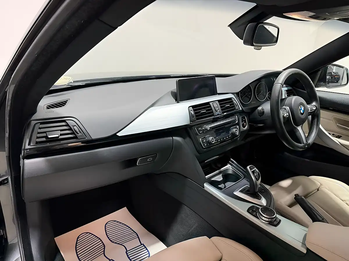 Used 2015 BMW 4 Series M Sport Mineral Grey - Interior and Exterior details 16