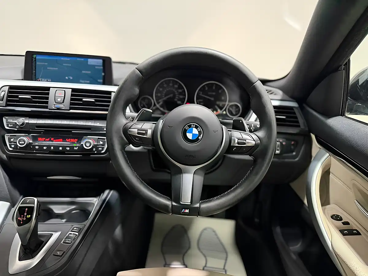 Used 2015 BMW 4 Series M Sport Mineral Grey - Interior and Exterior details 18