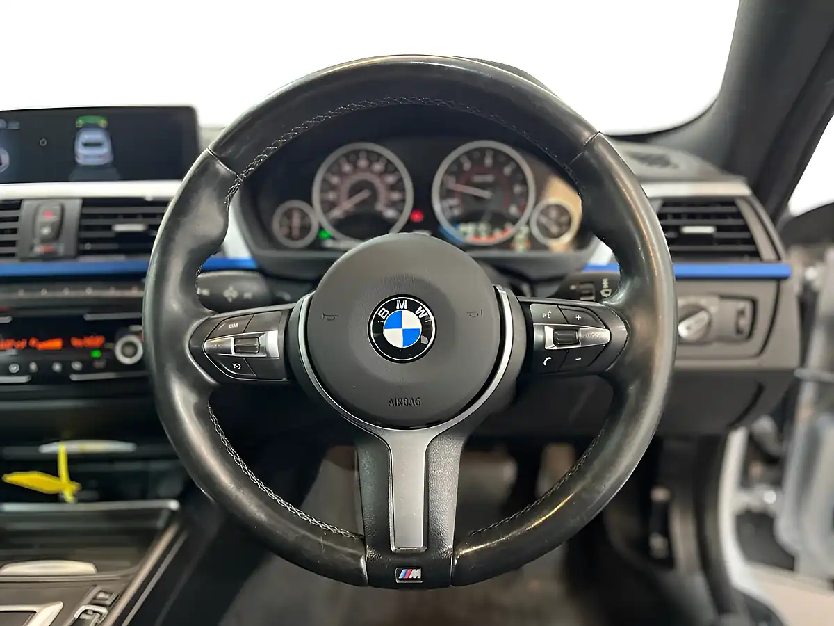 Used 2015 BMW 4 Series M Sport Silver - Interior and Exterior details 13