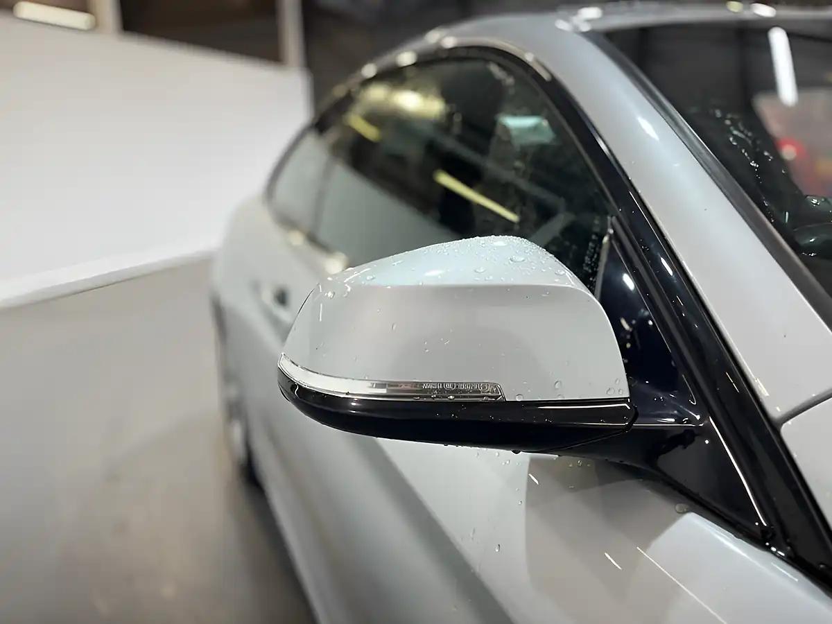 Used 2015 BMW 4 Series M Sport Silver - Interior and Exterior details 9