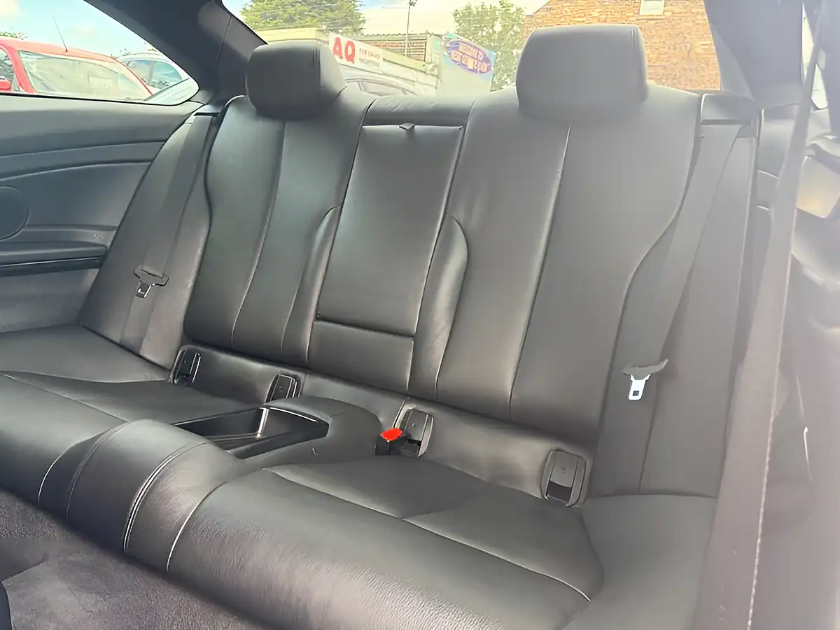 Used 2015 BMW 4 Series M Sport Silver - Interior and Exterior details 11