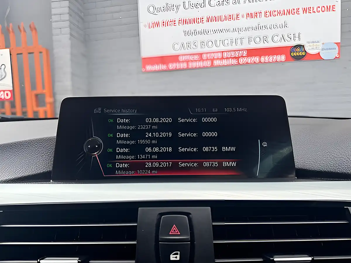 Used 2015 BMW 4 Series M Sport Silver - Interior and Exterior details 16