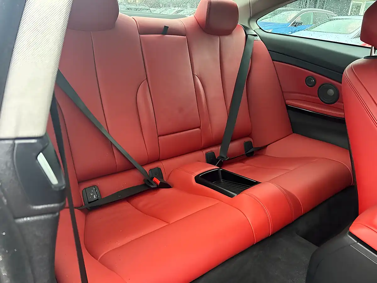 Used 2015 BMW 4 Series Sport Grey - Interior and Exterior details 5