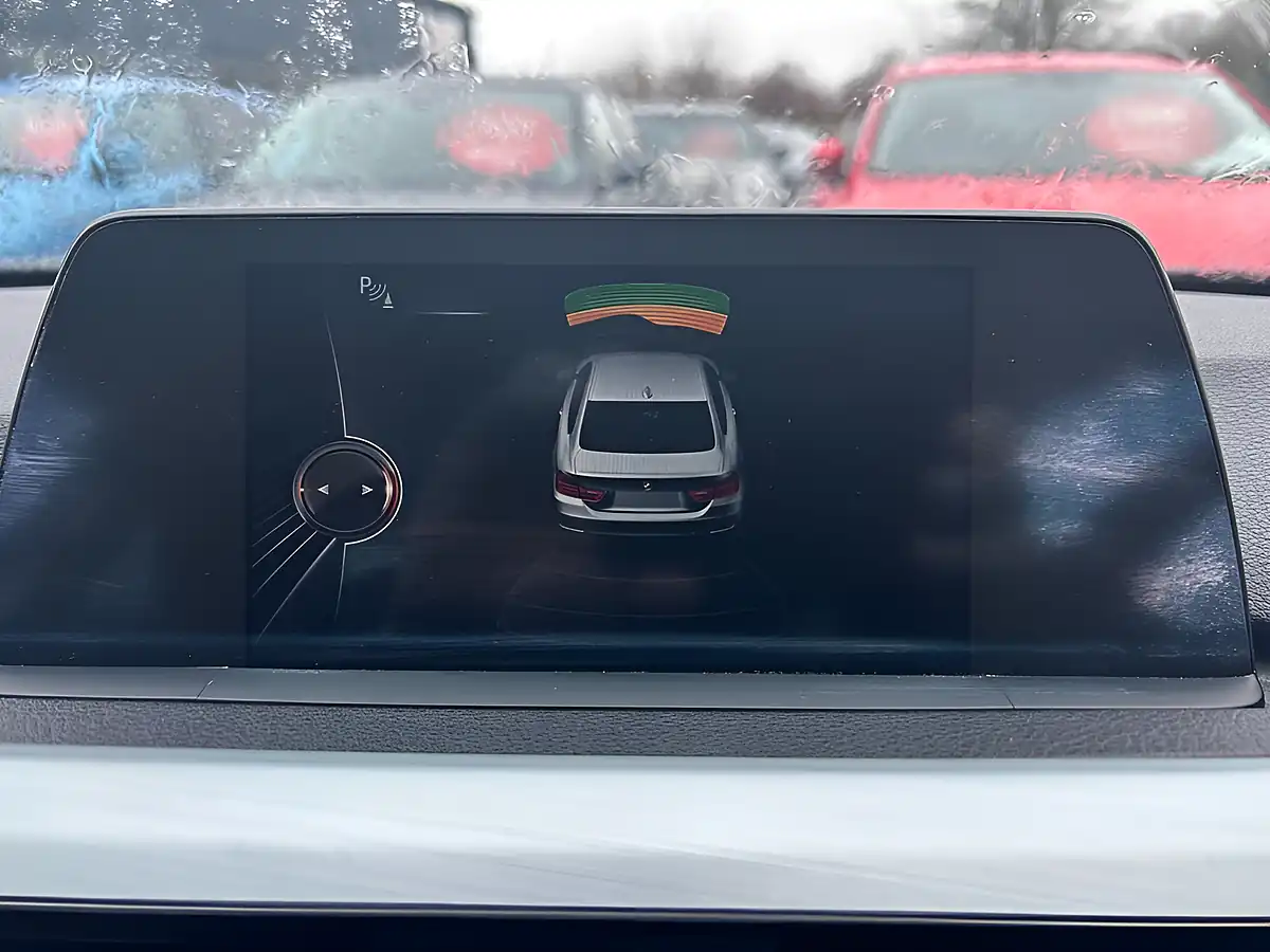 Used 2015 BMW 4 Series Sport Grey - Interior and Exterior details 8