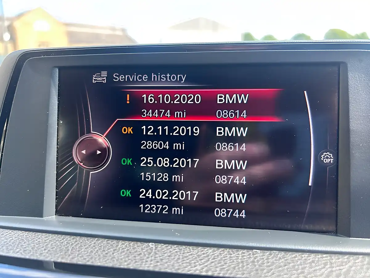 Used 2015 BMW 4 Series Sport White - Interior and Exterior details 19