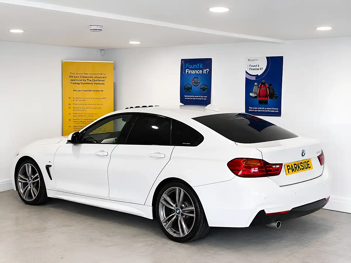 Used 2015 BMW 420i M Sport Alpine White - Interior and Exterior details 4
