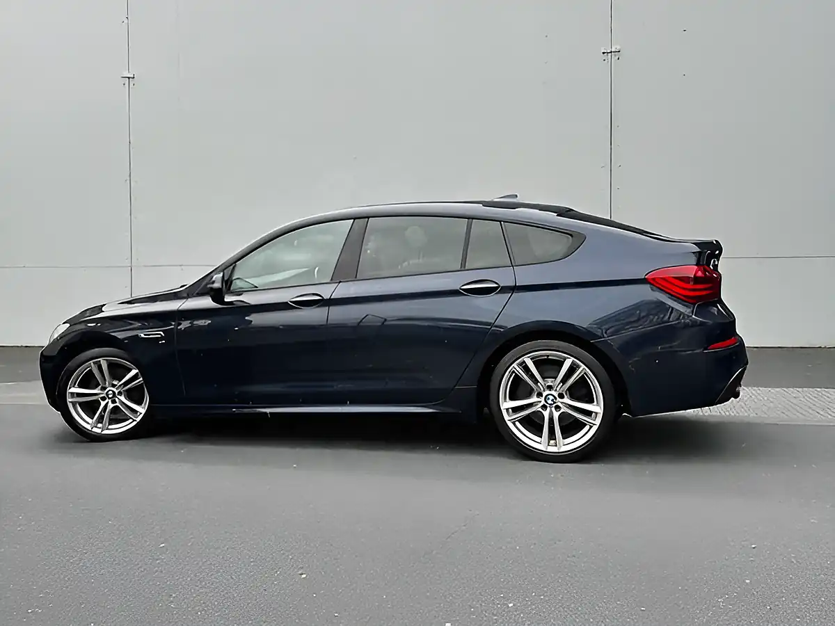 Used 2015 BMW 5 Series Gran Turismo M Sport GT Blue - Interior and Exterior details 3