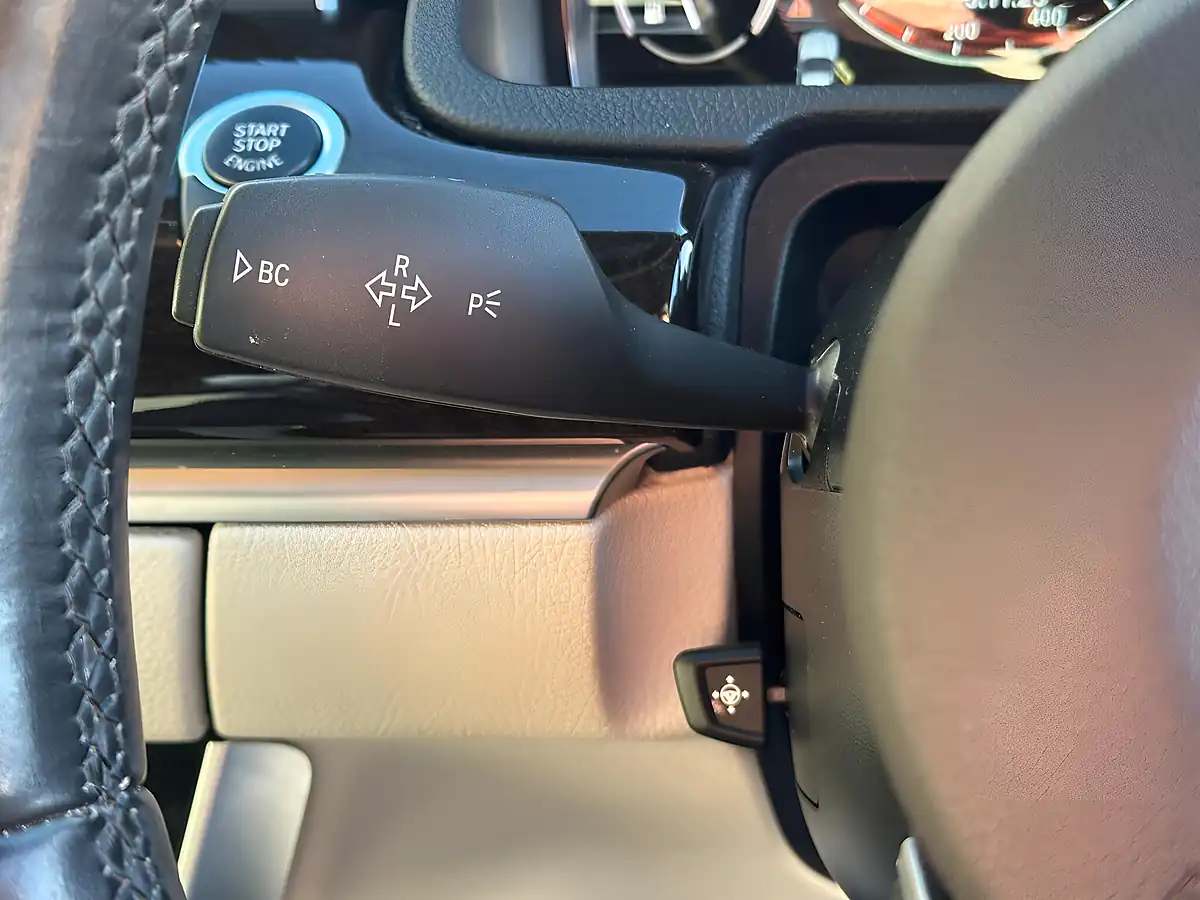 Used 2015 BMW 5 Series Gran Turismo M Sport Silver - Interior and Exterior details 17