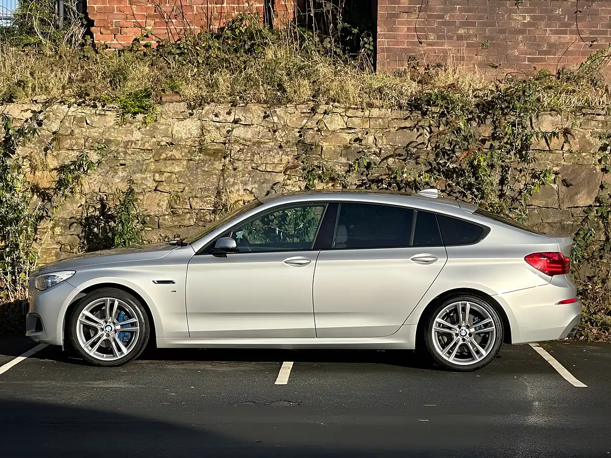 Used 2015 BMW 5 Series Gran Turismo M Sport Silver - Interior and Exterior details 4