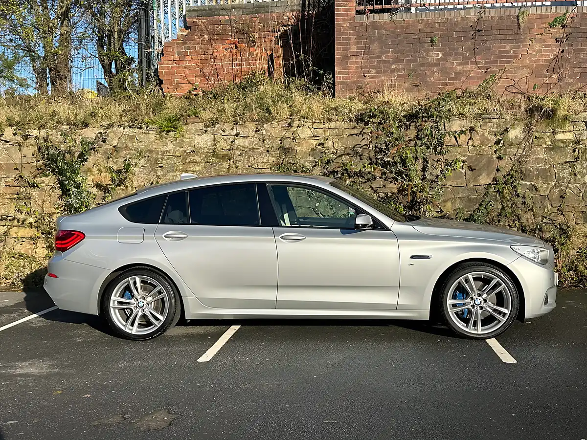 Used 2015 BMW 5 Series Gran Turismo M Sport Silver - Interior and Exterior details 6