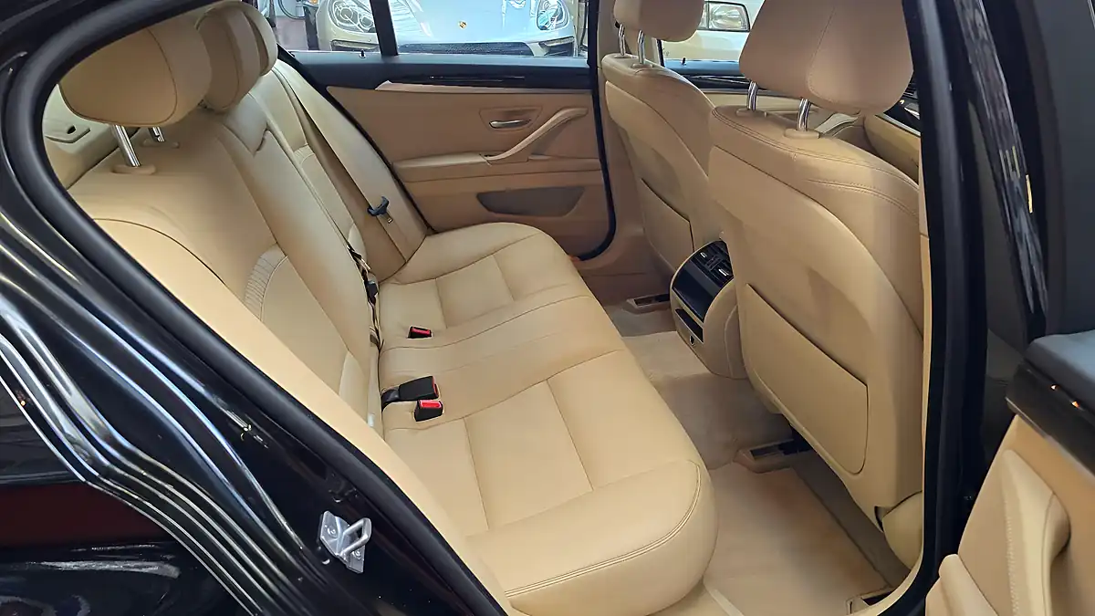 Used 2015 BMW 5 Series Luxury Black - Interior and Exterior details 6