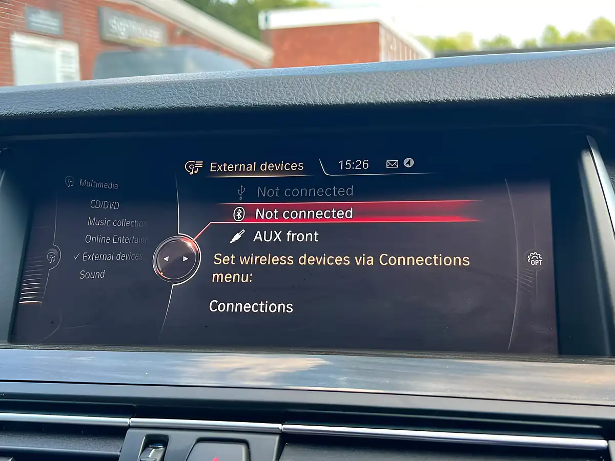 Used 2015 BMW 5 Series Luxury Blue - Interior and Exterior details 16