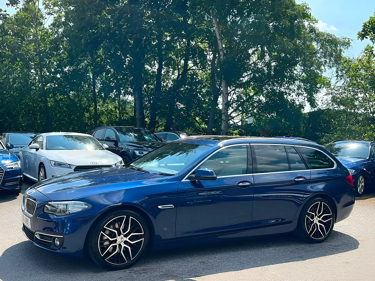 Used 2015 BMW 5 Series Luxury Blue - Interior and Exterior details 6