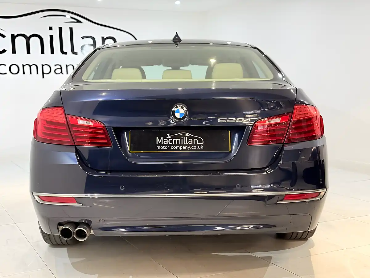Used 2015 BMW 5 Series Luxury Blue - Interior and Exterior details 11