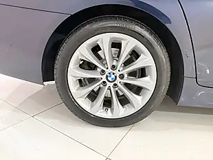 Used 2015 BMW 5 Series Luxury Blue - Interior and Exterior details 14