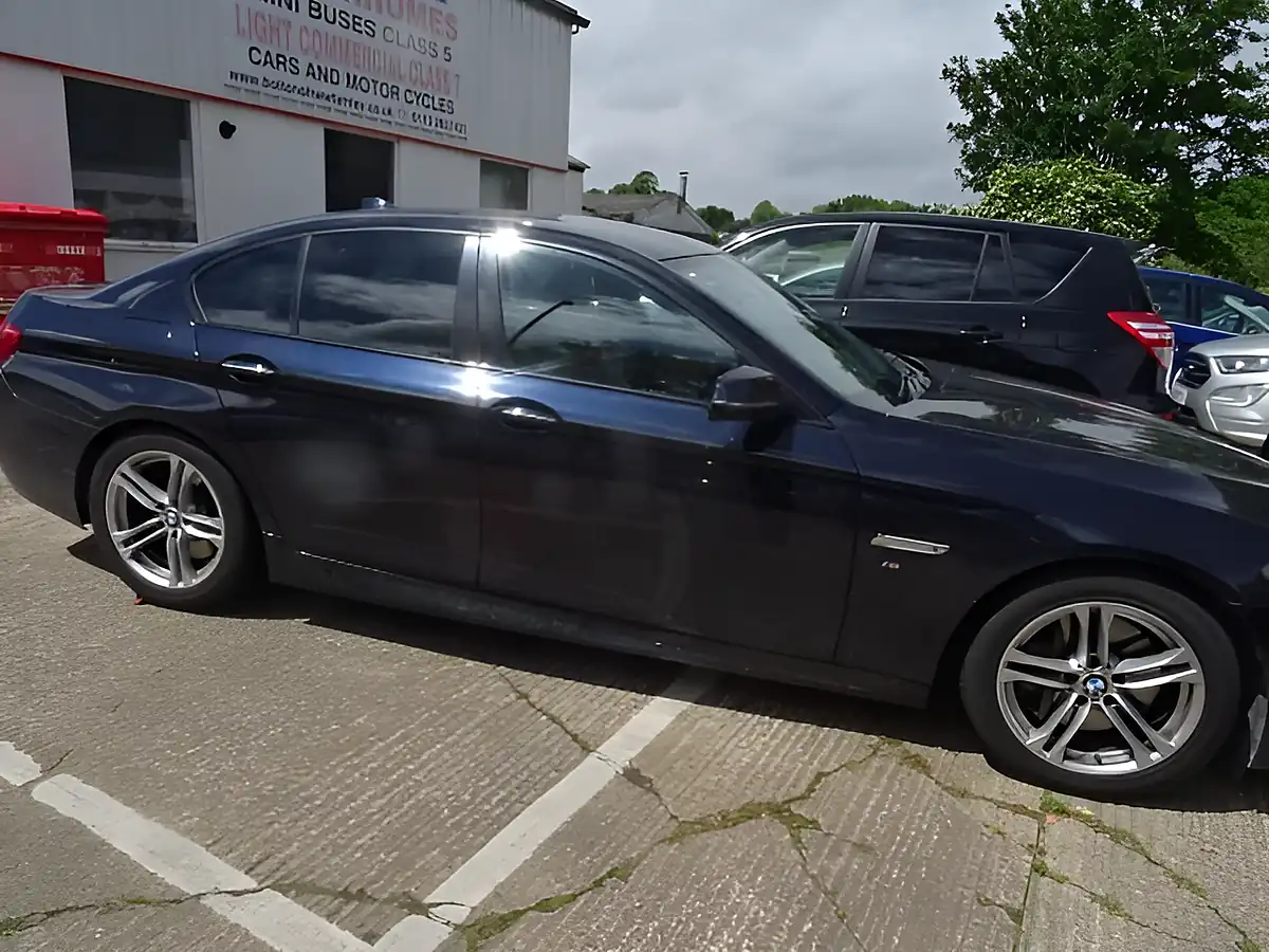Used 2015 BMW 5 Series M Sport Black - Interior and Exterior details 3