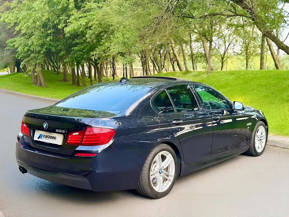 Used 2015 BMW 5 Series M Sport Black - Interior and Exterior details 11
