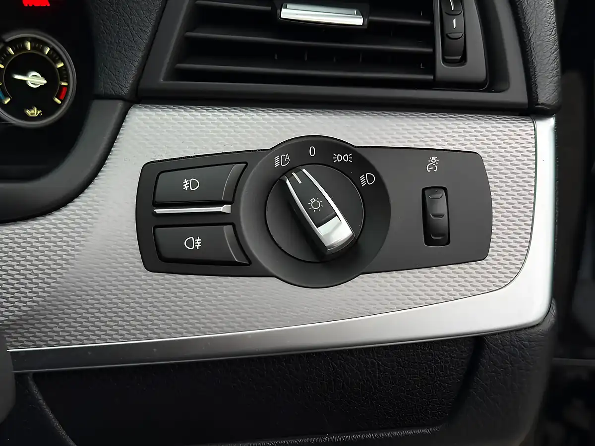 Used 2015 BMW 5 Series M Sport Black - Interior and Exterior details 15