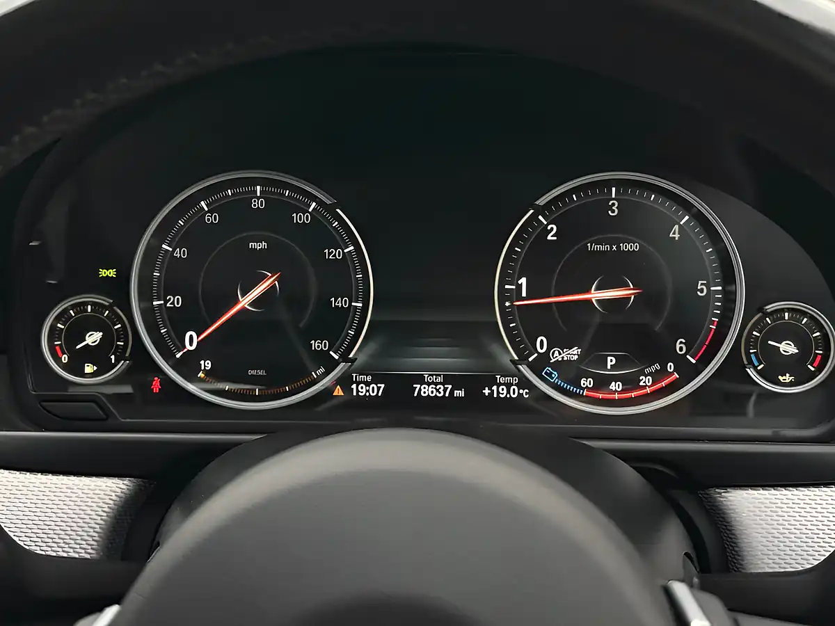 Used 2015 BMW 5 Series M Sport Black - Interior and Exterior details 19