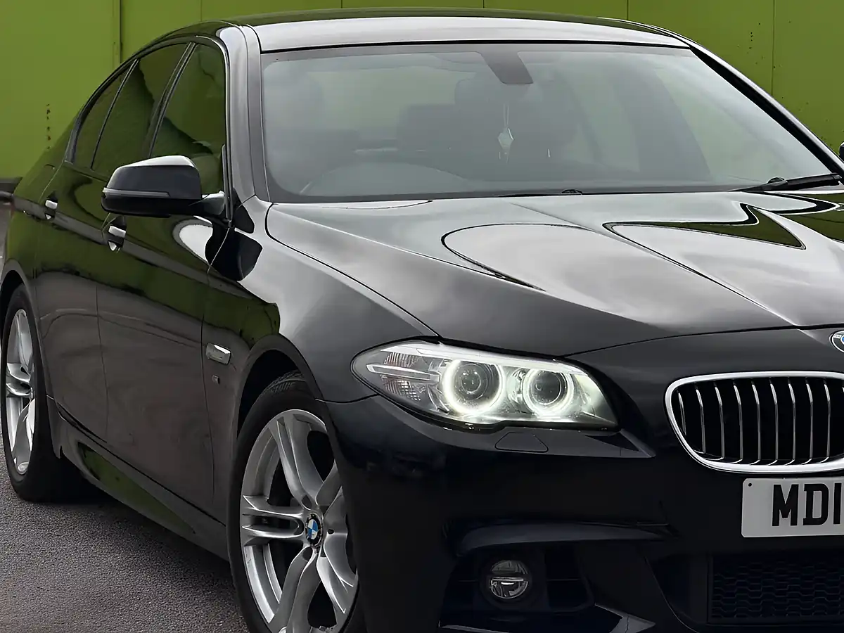 Used 2015 BMW 5 Series M Sport Black - Interior and Exterior details 9