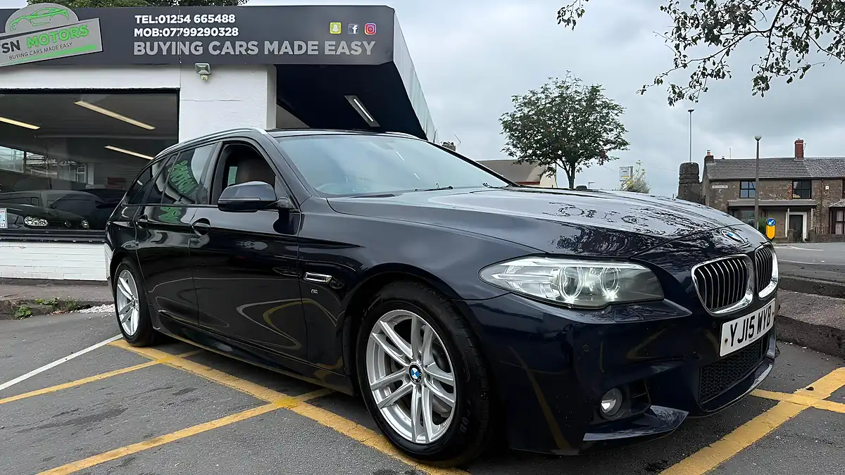 Used 2015 BMW 5 Series M Sport Black - Interior and Exterior details 8