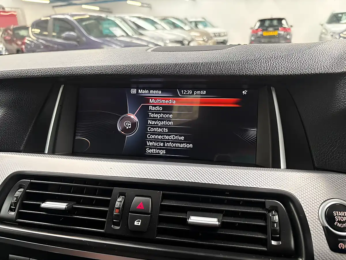 Used 2015 BMW 5 Series M Sport Black - Interior and Exterior details 17