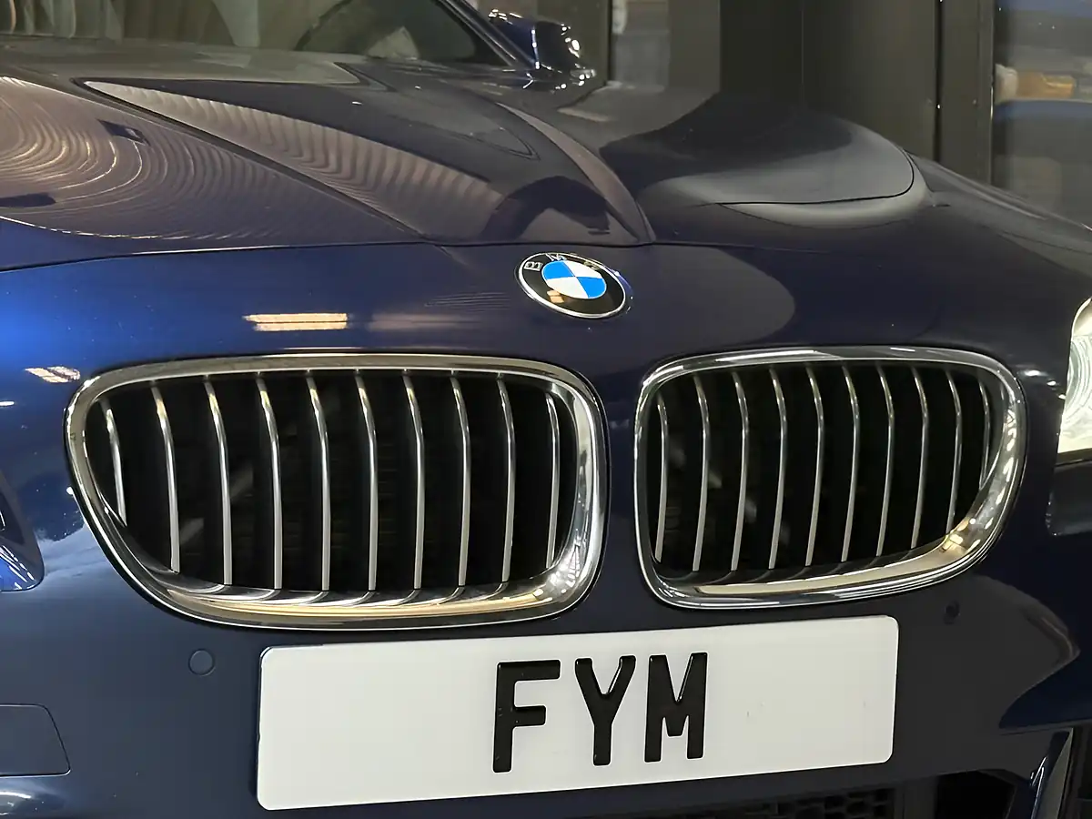 Used 2015 BMW 5 Series M Sport Blue - Interior and Exterior details 11