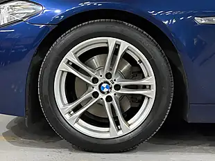 Used 2015 BMW 5 Series M Sport Blue - Interior and Exterior details 12