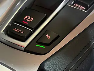Used 2015 BMW 5 Series M Sport Blue - Interior and Exterior details 14