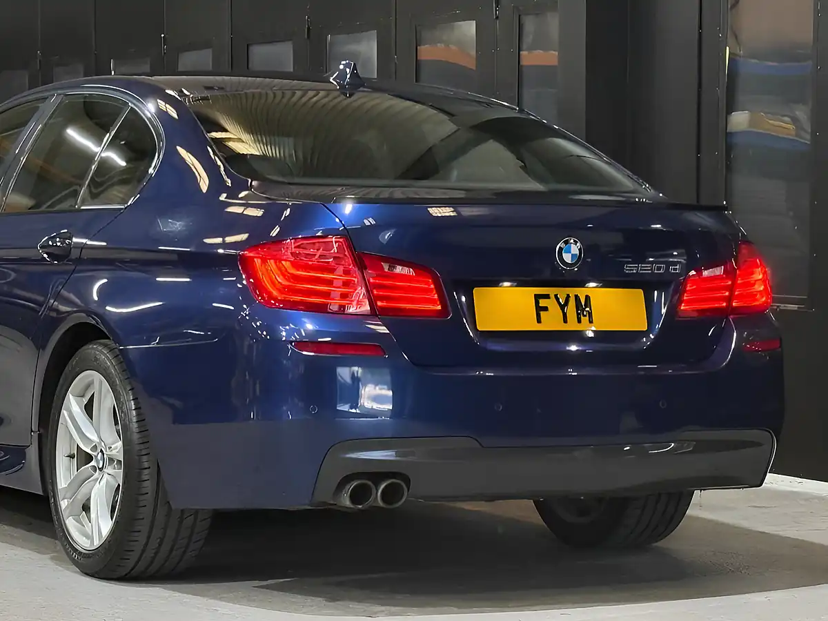 Used 2015 BMW 5 Series M Sport Blue - Interior and Exterior details 18