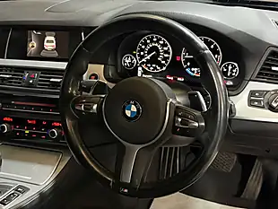 Used 2015 BMW 5 Series M Sport Blue - Interior and Exterior details 9