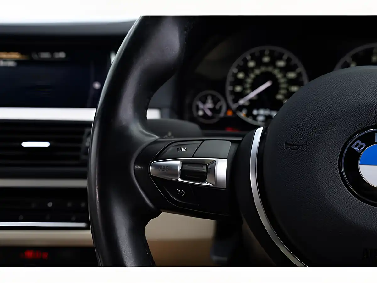 Used 2015 BMW 5 Series M Sport Touring Grey - Interior and Exterior details 17