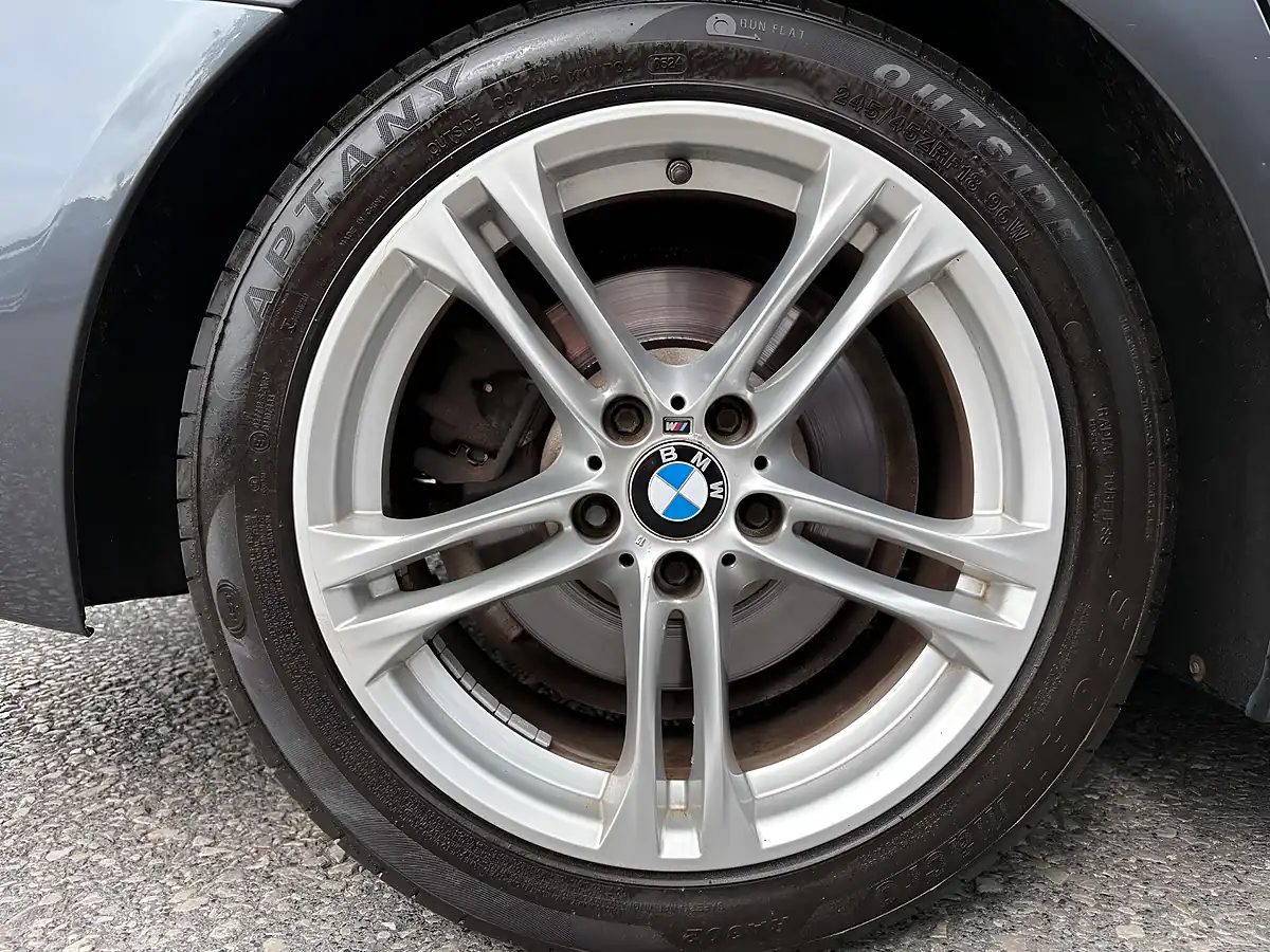 Used 2015 BMW 5 Series M Sport Touring Grey - Interior and Exterior details 20