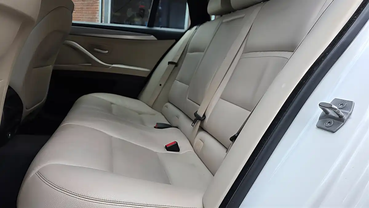 Used 2015 BMW 5 Series M Sport Touring White - Interior and Exterior details 12