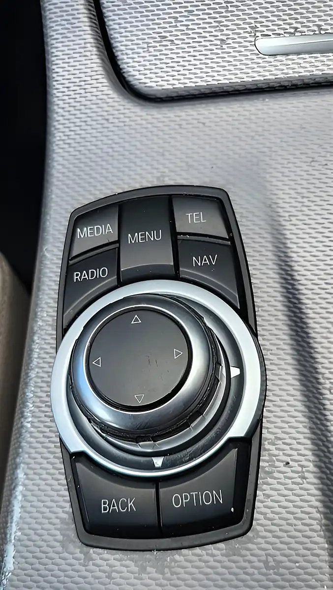 Used 2015 BMW 5 Series M Sport Touring White - Interior and Exterior details 20