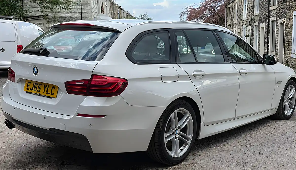 Used 2015 BMW 5 Series M Sport Touring White - Interior and Exterior details 8