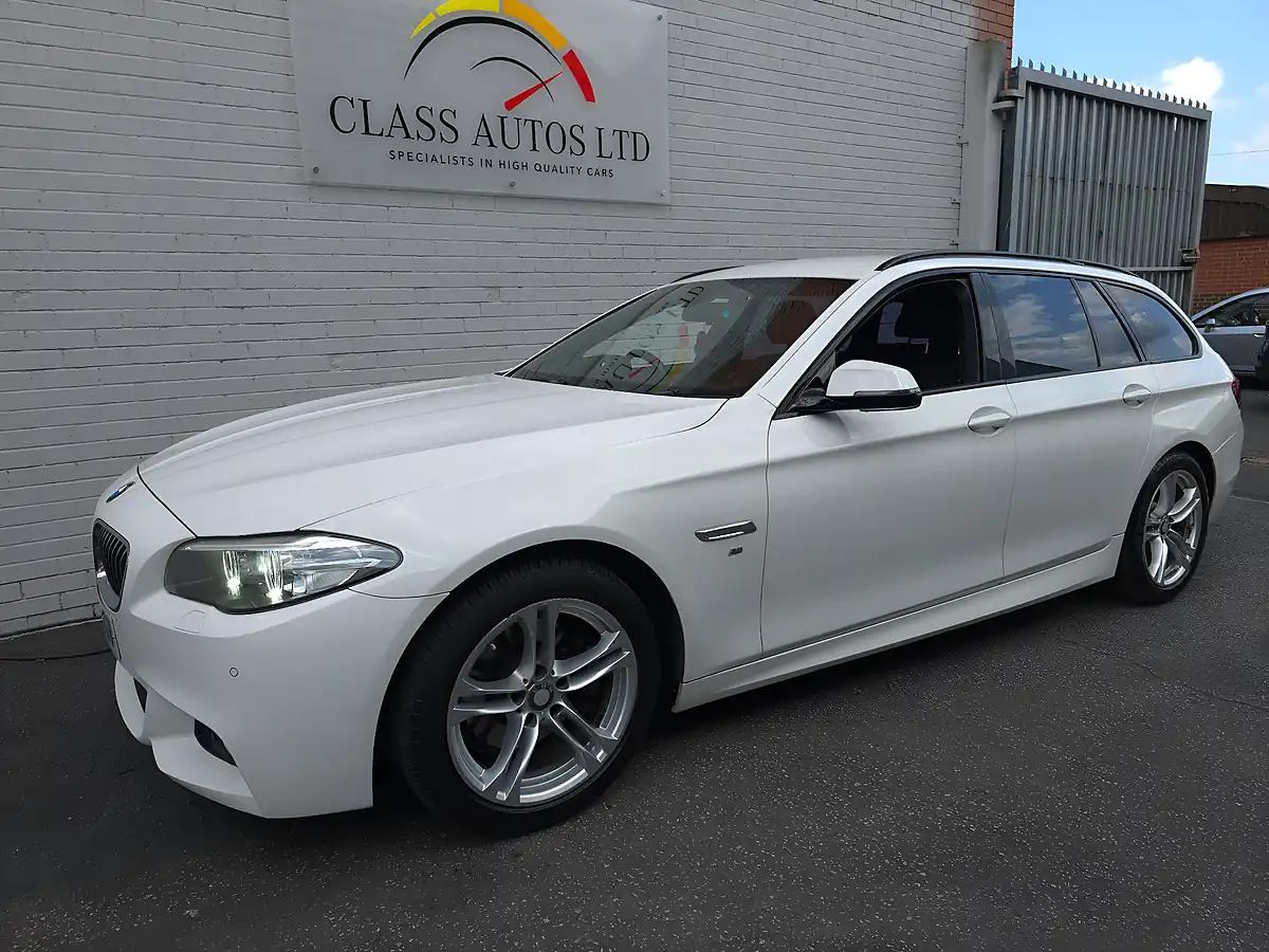 Used 2015 BMW 5 Series M Sport White - Interior and Exterior details 4