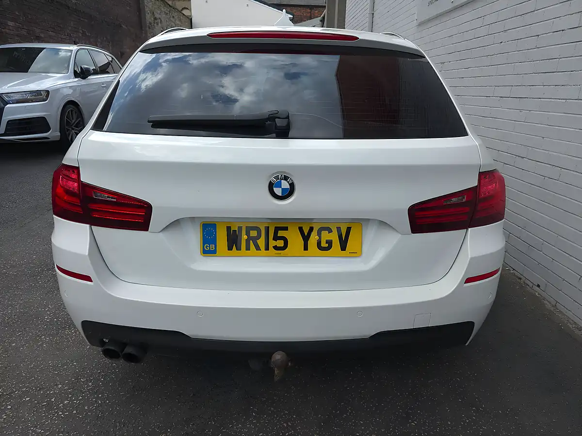 Used 2015 BMW 5 Series M Sport White - Interior and Exterior details 9