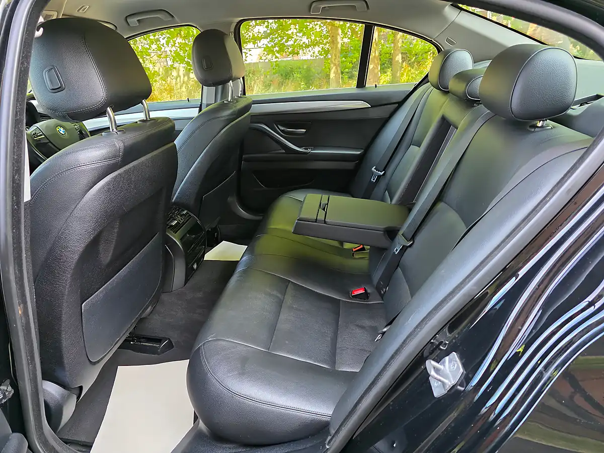 Used 2015 BMW 5 Series Se Black - Interior and Exterior details 10