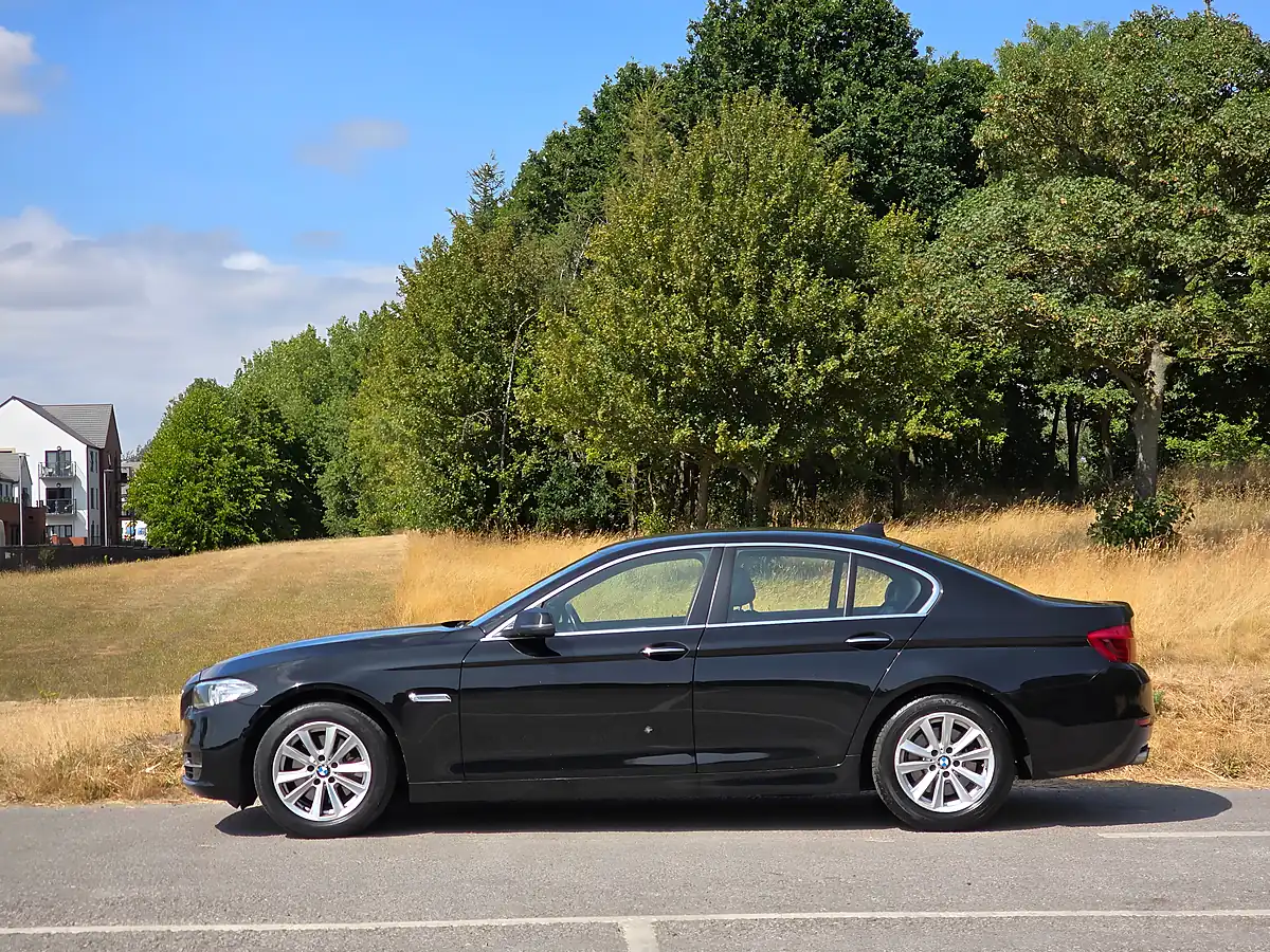 Used 2015 BMW 5 Series Se Black - Interior and Exterior details 4