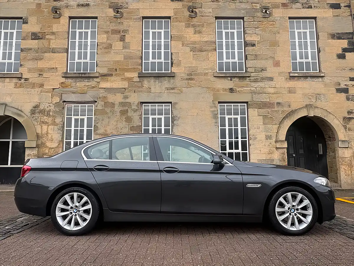 Used 2015 BMW 5 Series Se Grey - Interior and Exterior details 12