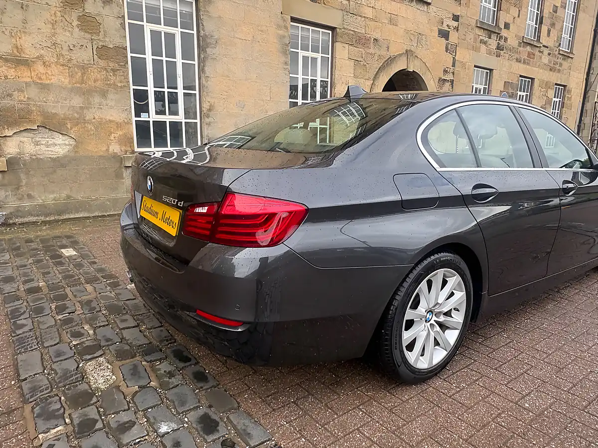 Used 2015 BMW 5 Series Se Grey - Interior and Exterior details 16