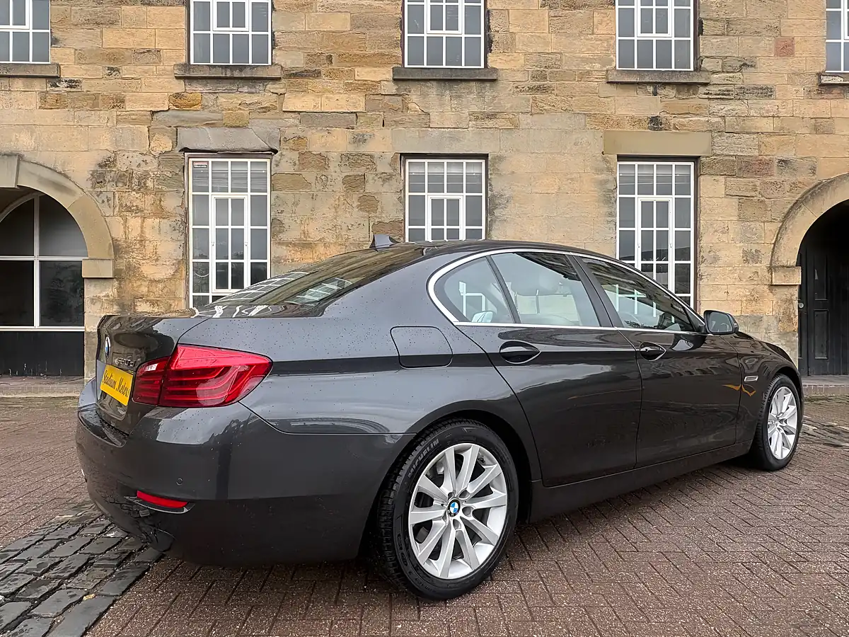 Used 2015 BMW 5 Series Se Grey - Interior and Exterior details 17