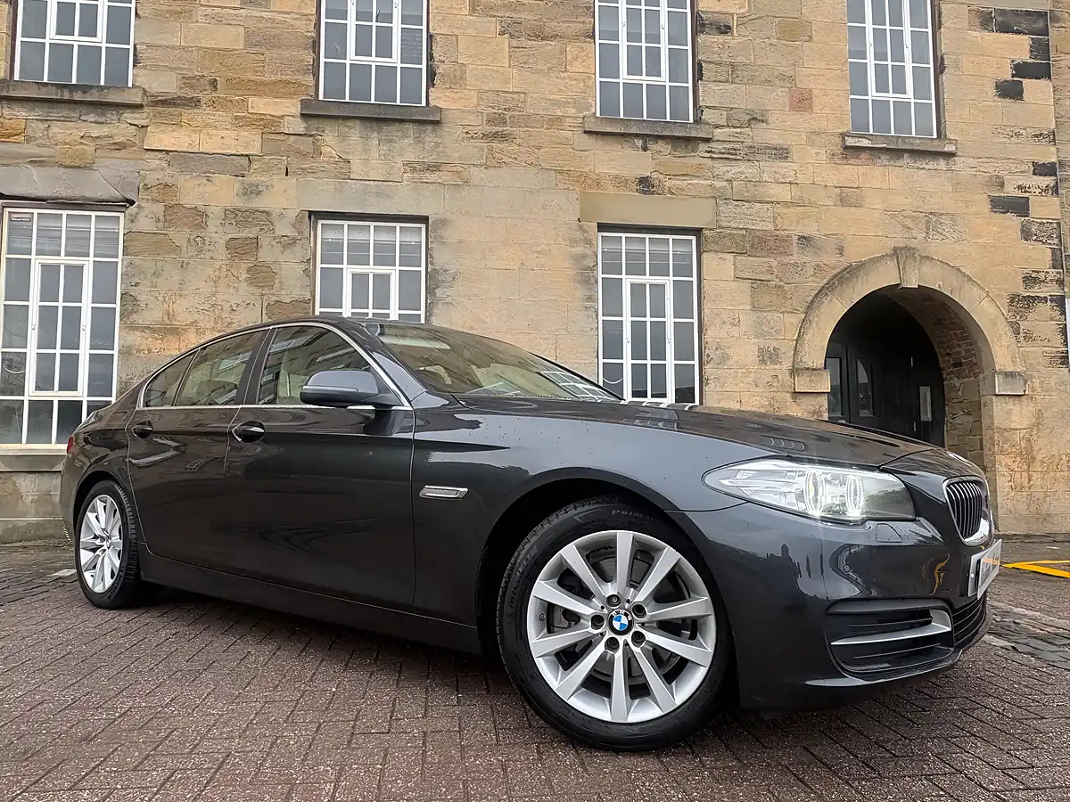 Used 2015 BMW 5 Series Se Grey - Interior and Exterior details 6