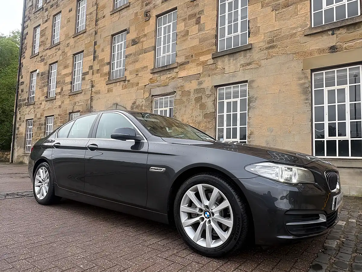 Used 2015 BMW 5 Series Se Grey - Interior and Exterior details 9